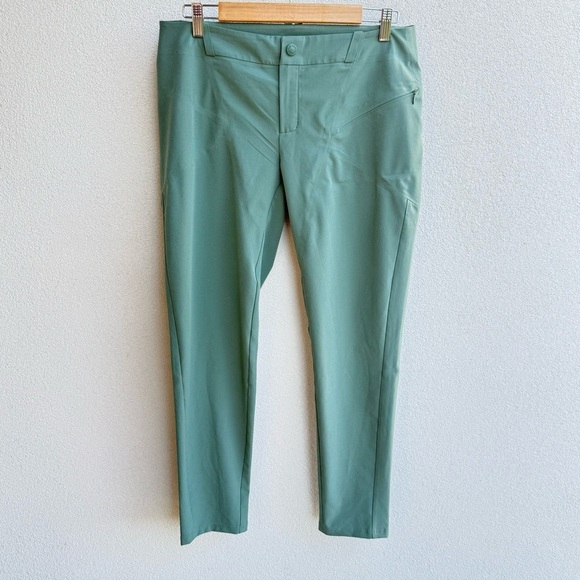 The North Face Bond Girl Pants Size 10 in Sedona Sage Green - Picture 1 of 8